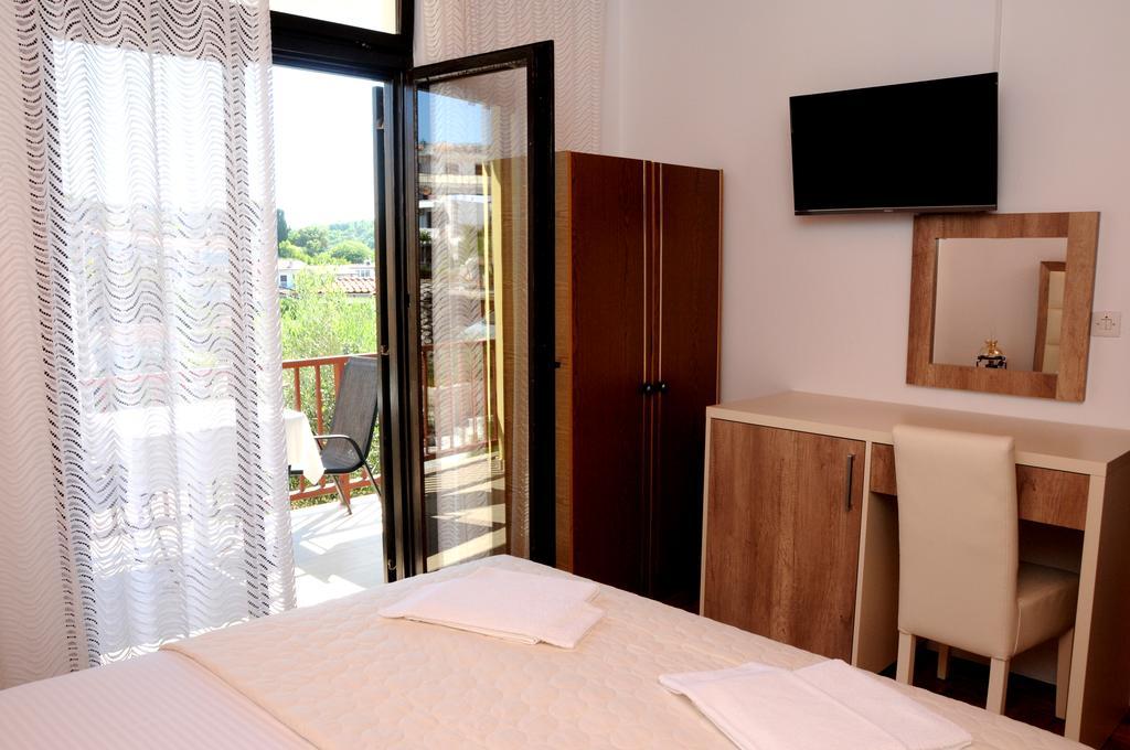 Guest House Smajlaga Ούλτσιν Εξωτερικό φωτογραφία