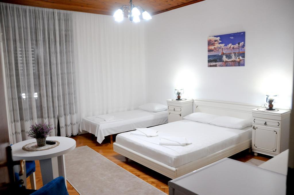 Guest House Smajlaga Ούλτσιν Εξωτερικό φωτογραφία